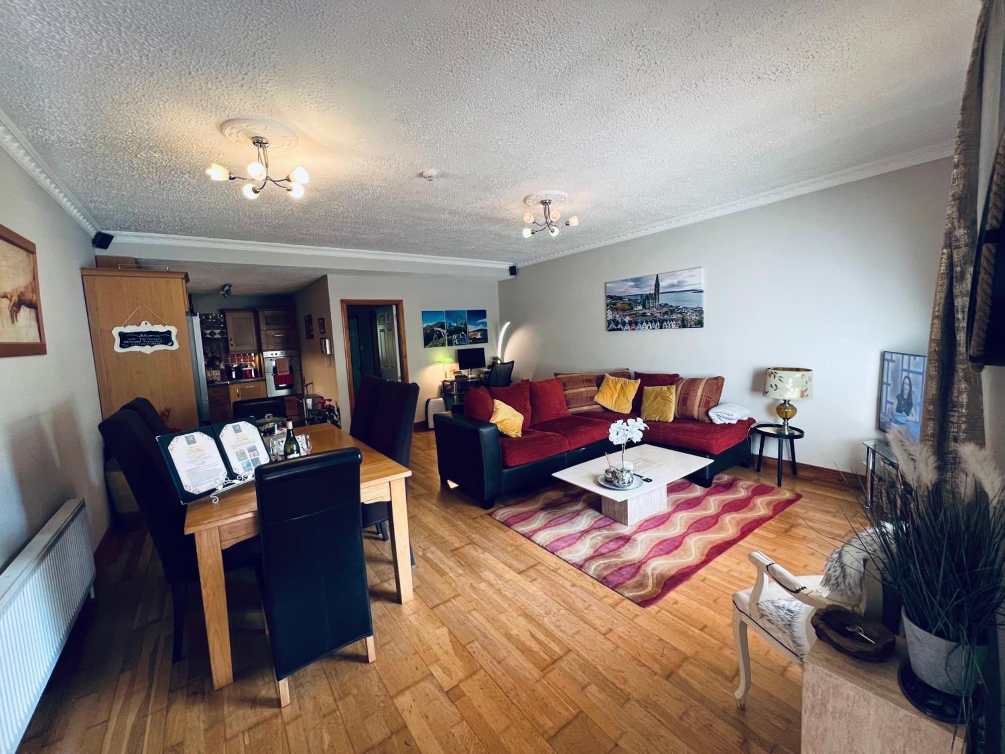Fernway Residence Entire Property كورك المظهر الخارجي الصورة